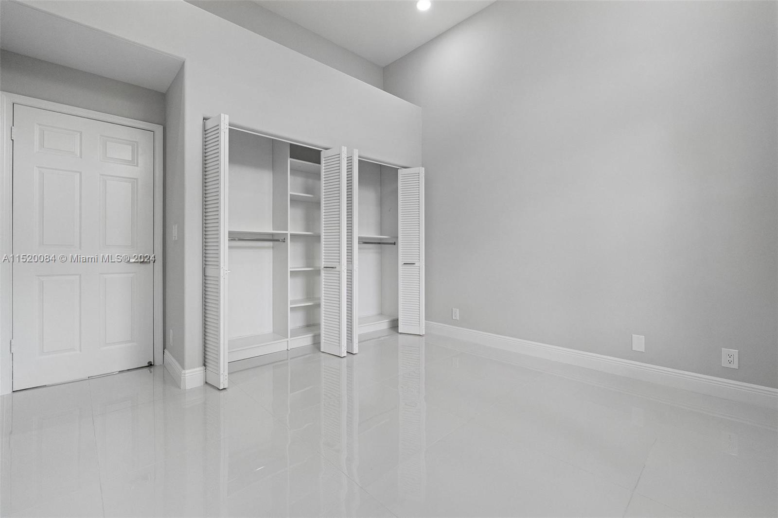 7973 Travelers Tree Drive Boca Raton, FL 33433 - Photo 31 of 46 Gallery Image 31