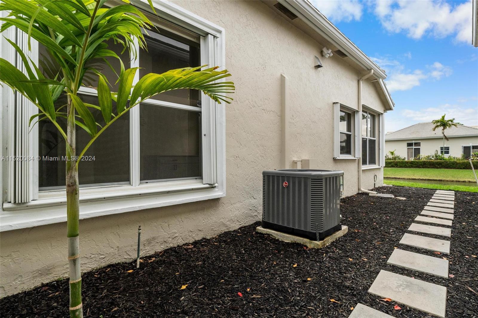 7973 Travelers Tree Drive Boca Raton, FL 33433 - Photo 35 of 46 Gallery Image 35