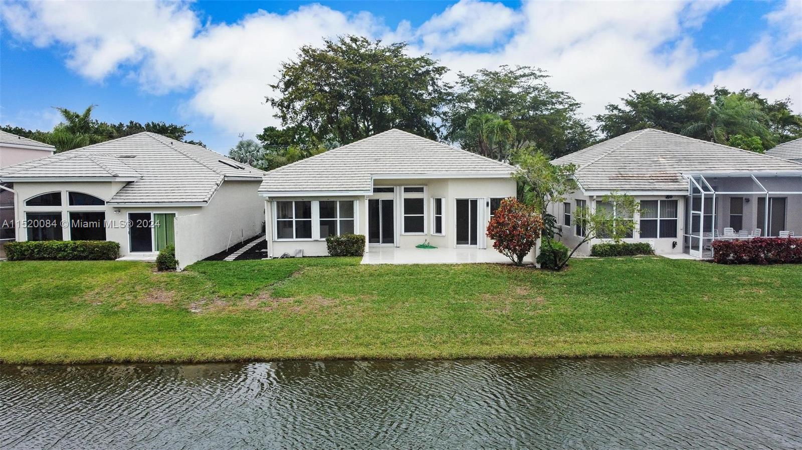 7973 Travelers Tree Drive Boca Raton, FL 33433 - Photo 39 of 46 Gallery Image 39