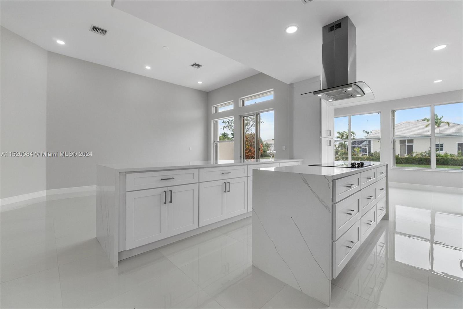 7973 Travelers Tree Drive Boca Raton, FL 33433 - Photo 10 of 46 Gallery Image 10