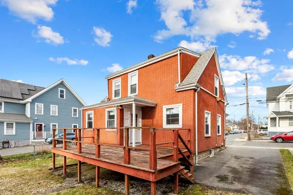 a picture of a refrigerator
