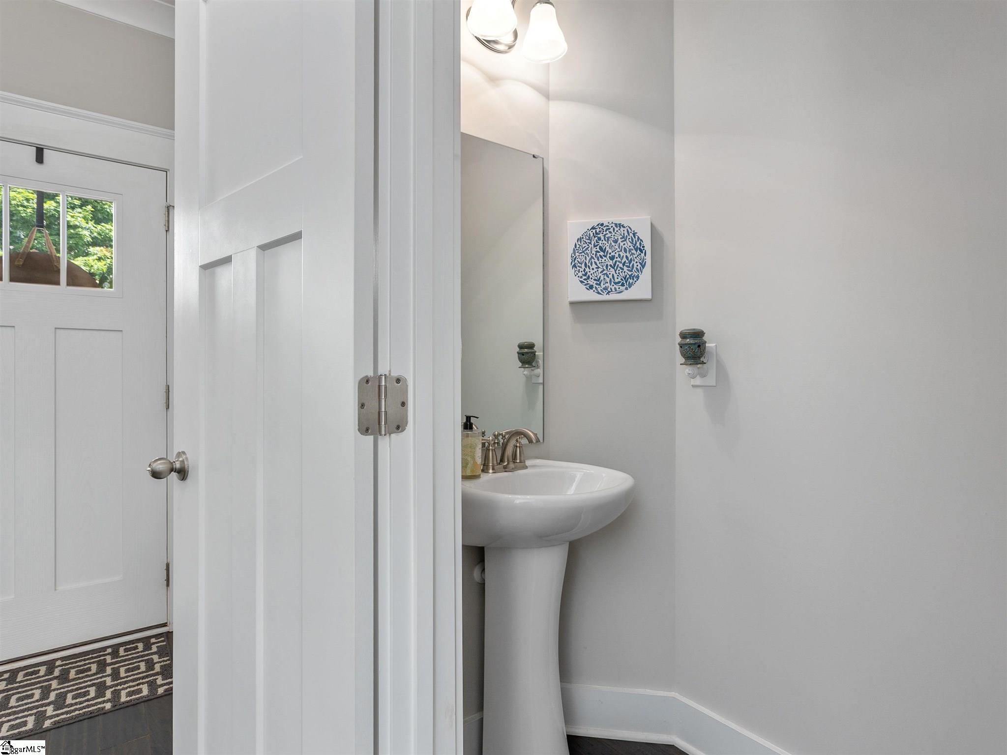 600 Springbank Alley Greer, SC 29651 - Photo 6 of 32 Gallery Image 6