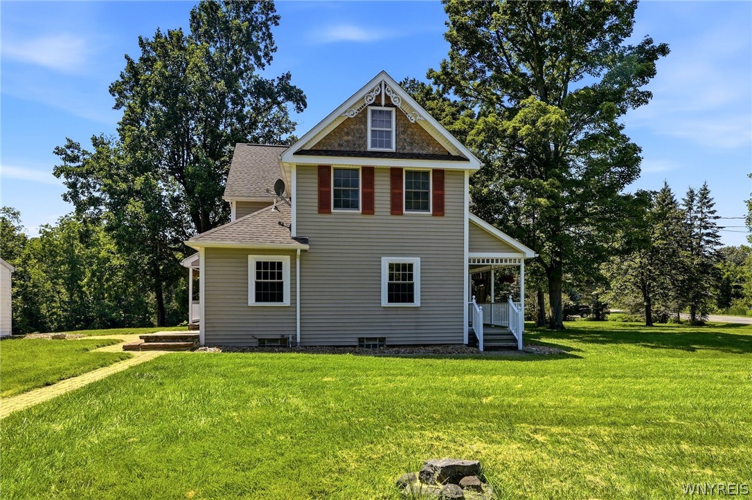 5778 Tonawanda Creek Road Pendleton, NY 14094 - Photo 2 of 47
