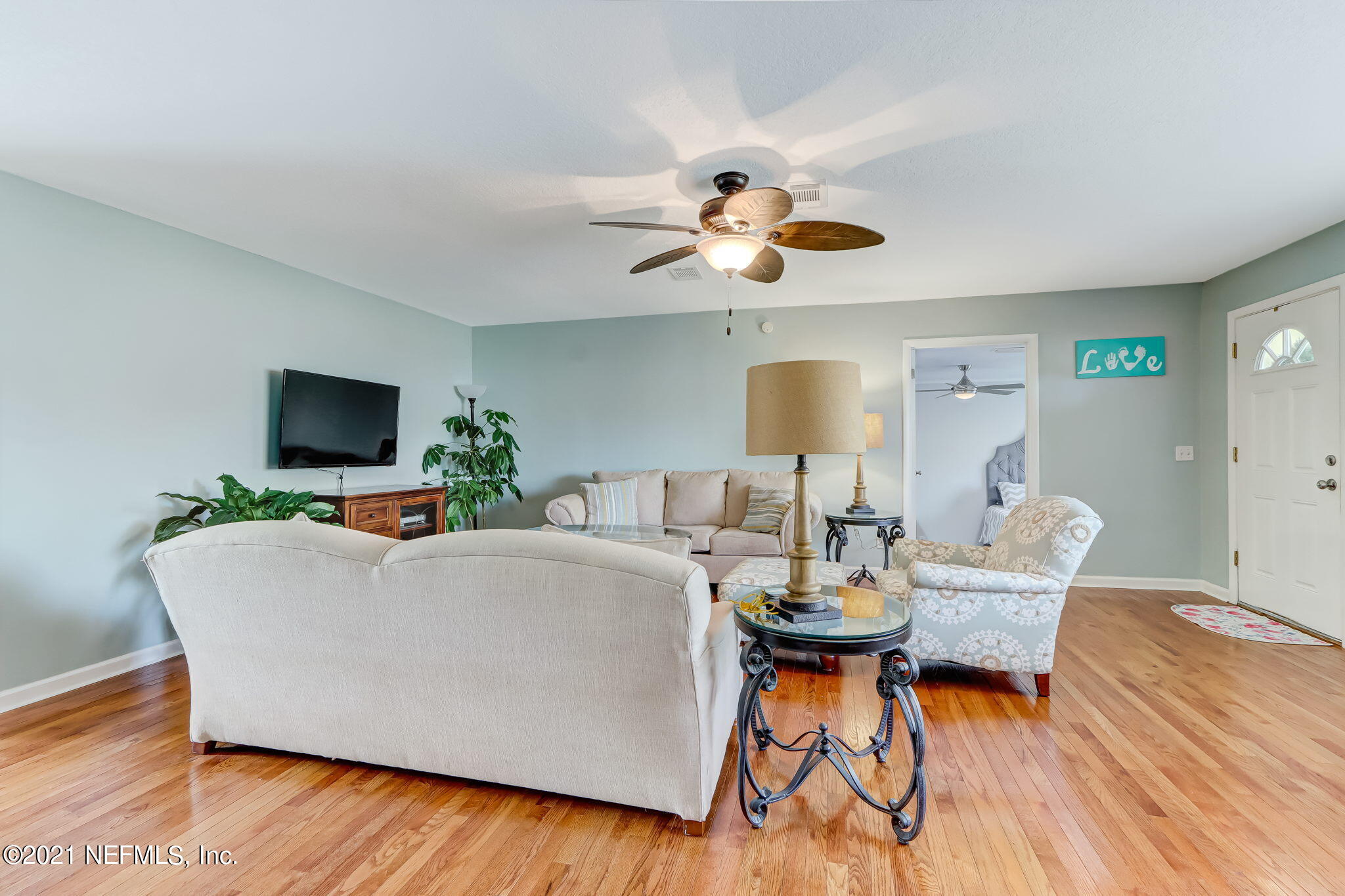 2038 W Road Jacksonville, FL 32216 - Photo 18 of 44 living area