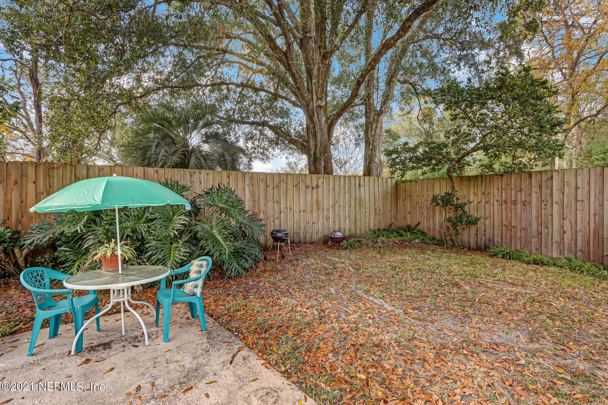 2038 W Road Jacksonville, FL 32216 - Photo 36 of 44 back yard