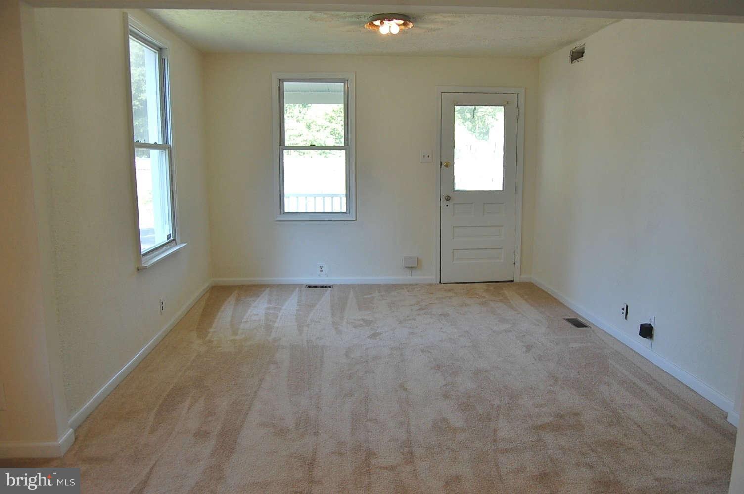 7811 Redwood Tree Road Severn, MD 21144 - Photo 2 of 15 Living Room
