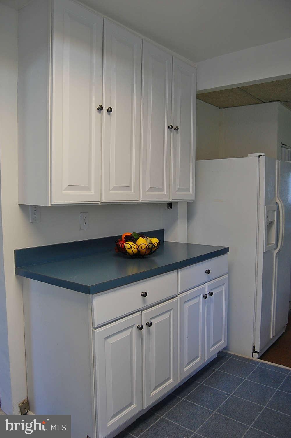 7811 Redwood Tree Road Severn, MD 21144 - Photo 7 of 15 Kitchen