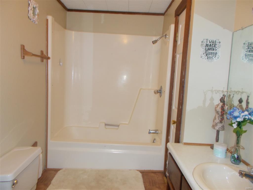 10574 Country Club Road Sparta, IL 62286 - Photo 16 of 26 Gallery Image 16