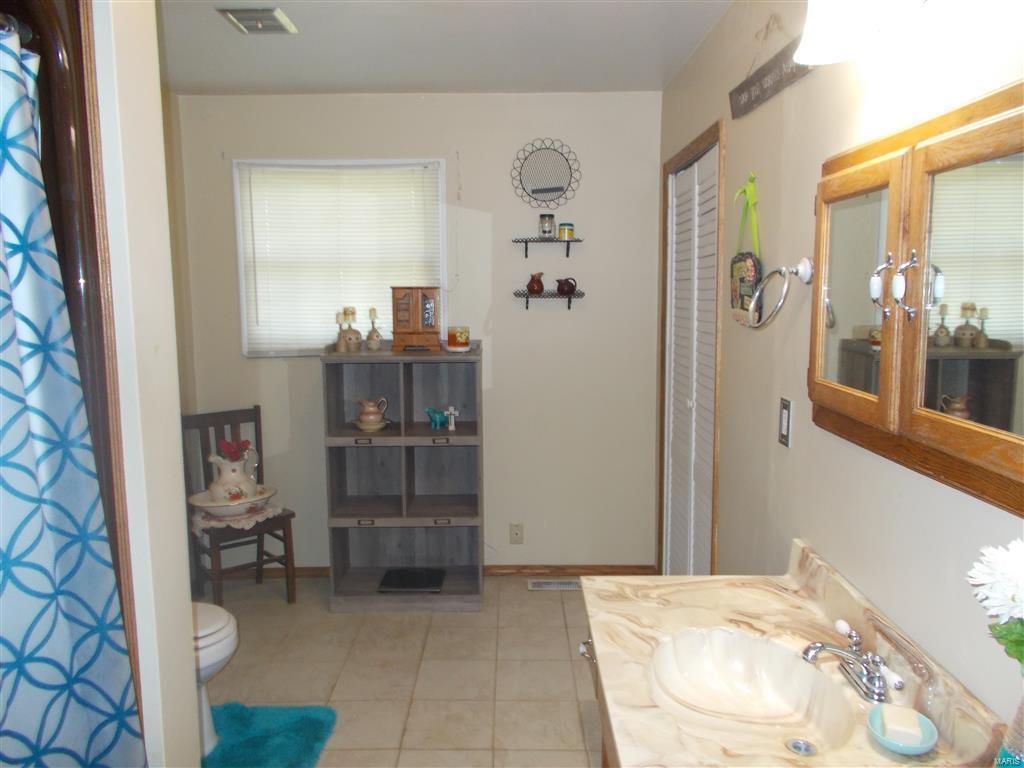 10574 Country Club Road Sparta, IL 62286 - Photo 8 of 26 Gallery Image 8