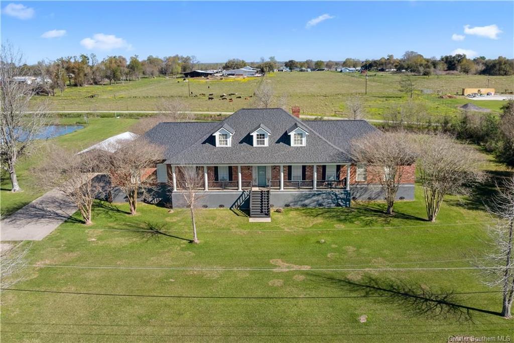 135 Country Lane Lake Charles, LA 70607 - Photo 2 of 19