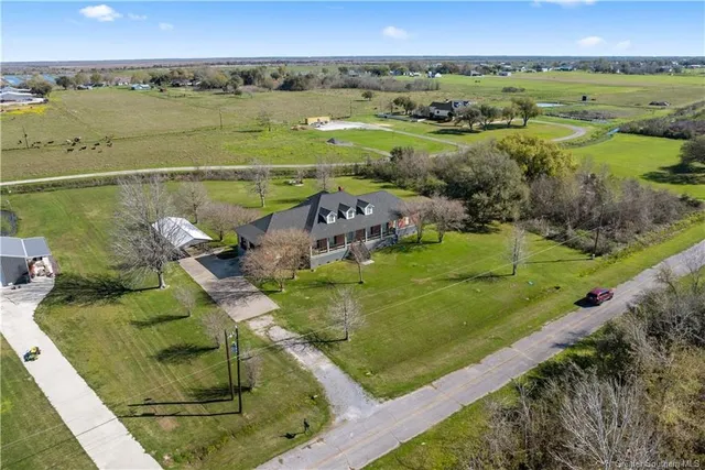 $329,000 | 135 Country Lane, Lake Charles, LA 70607