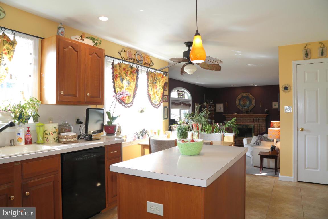 164 Kings Gate Drive Lititz, PA 17543 - Photo 8 of 22 Gallery Image 8