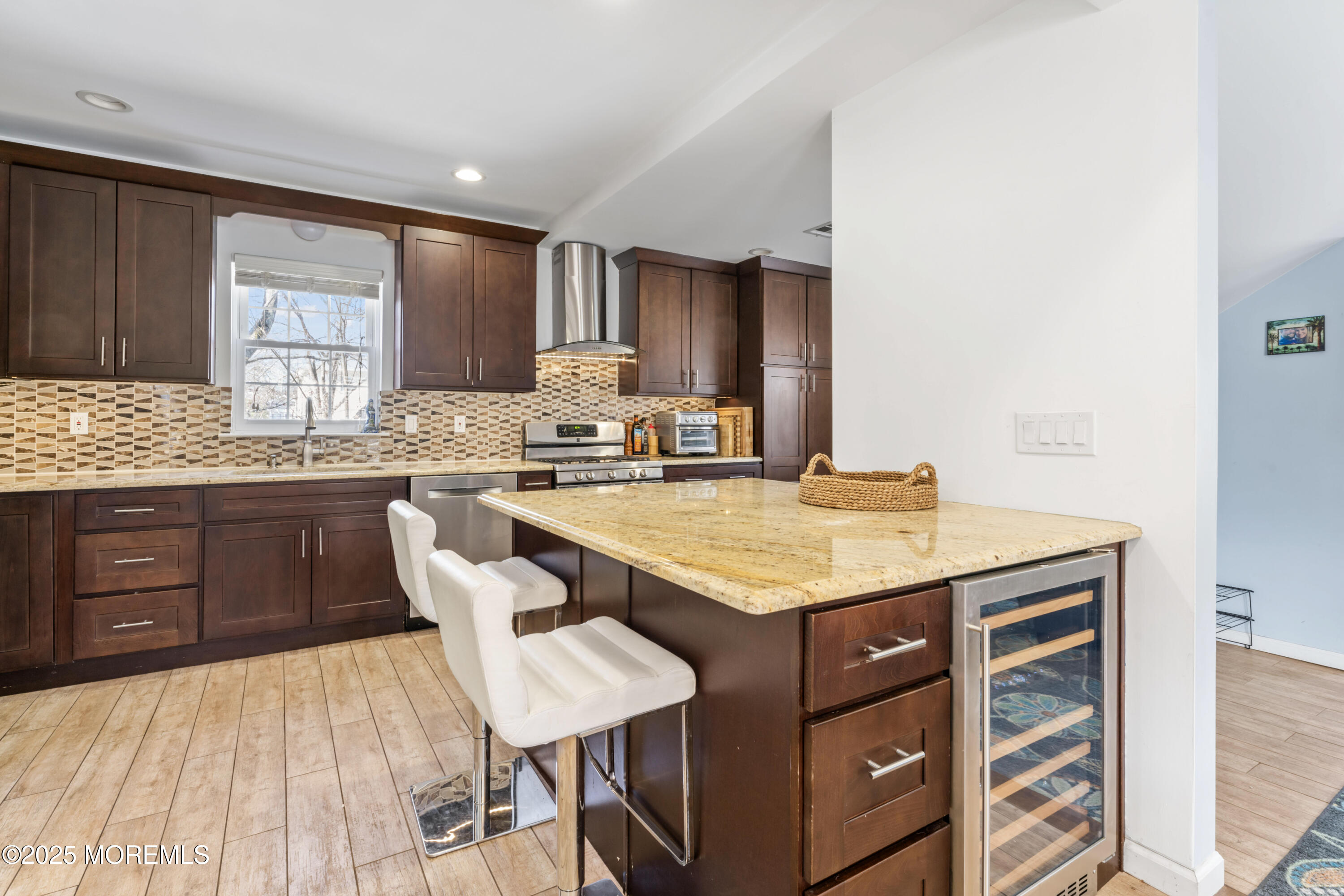 282 Mercer Street Stirling, NJ 07980 - Photo 13 of 38 print_quality-_HOM7589