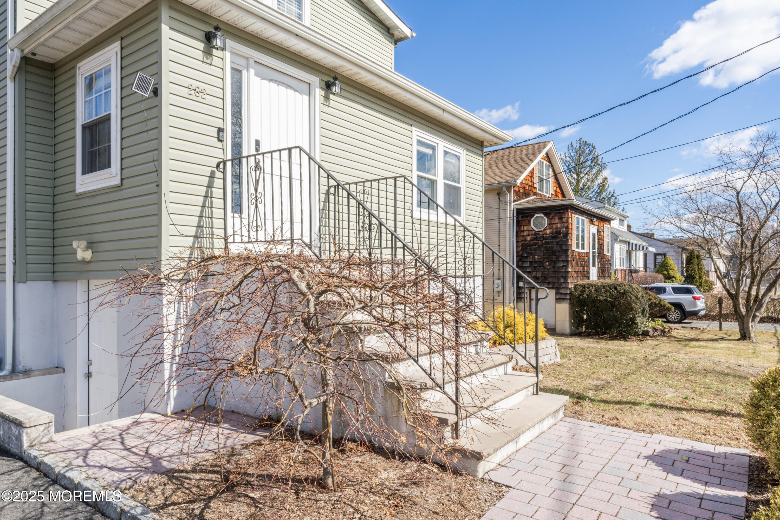 282 Mercer Street Stirling, NJ 07980 - Photo 2 of 38 print_quality-_HOM7739