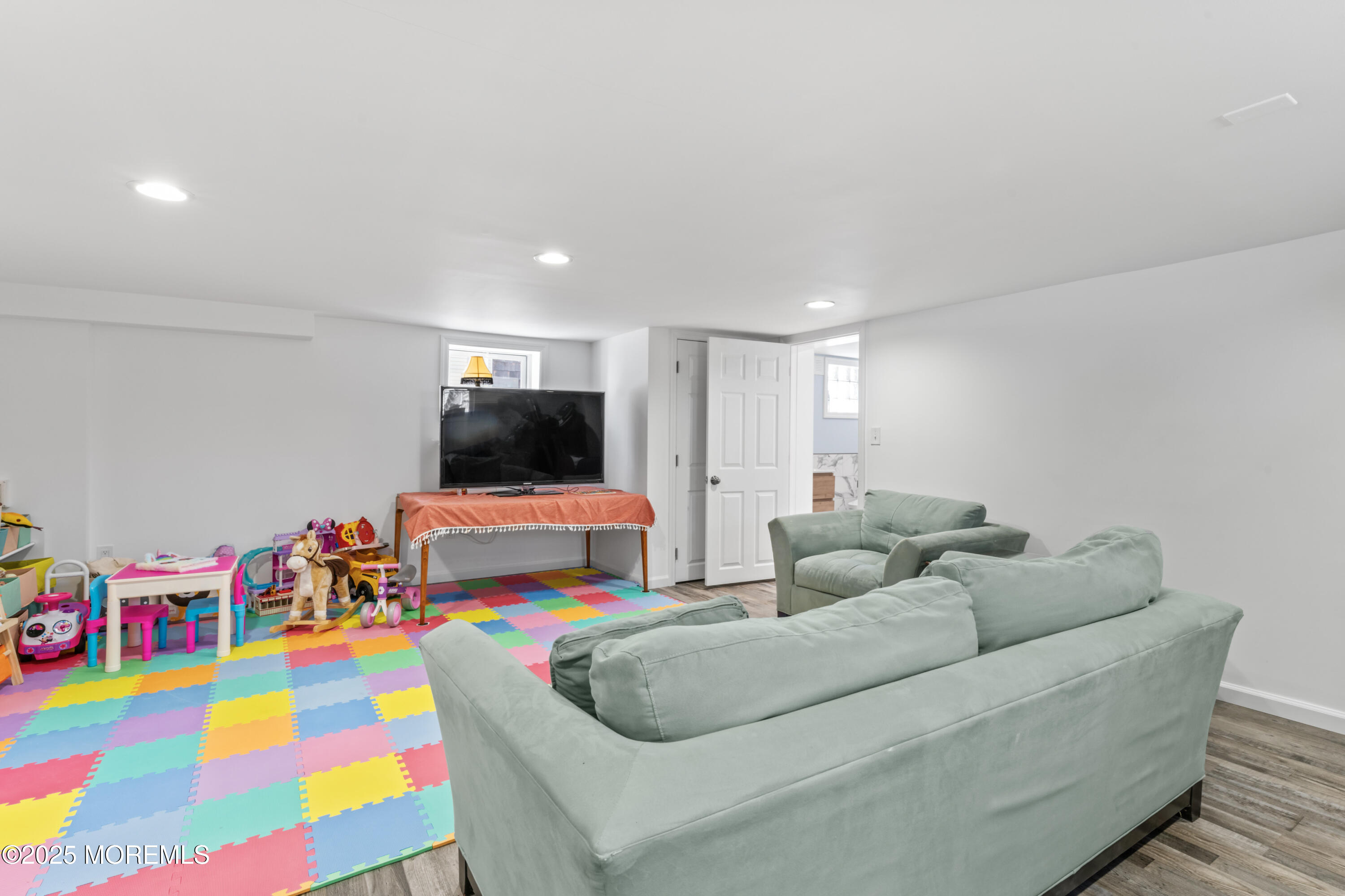 282 Mercer Street Stirling, NJ 07980 - Photo 24 of 38 print_quality-_HOM7669