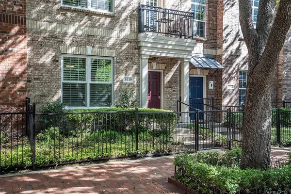 $549,900 | 5019 Morris Avenue, Unit 22, Addison, TX 75001