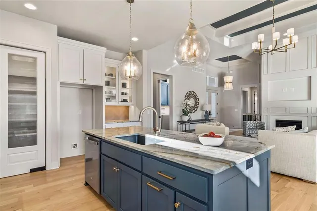 $999,900 | 8013 Payne Street, Shawnee, KS 66218