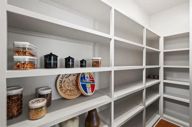 $999,900 | 8013 Payne Street, Shawnee, KS 66218