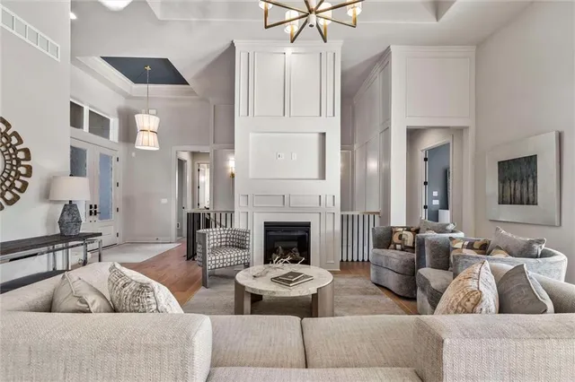 $999,900 | 8013 Payne Street, Shawnee, KS 66218