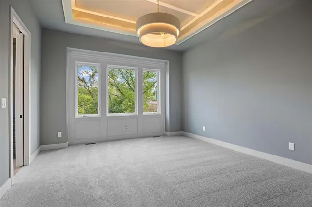 $999,900 | 8013 Payne Street, Shawnee, KS 66218