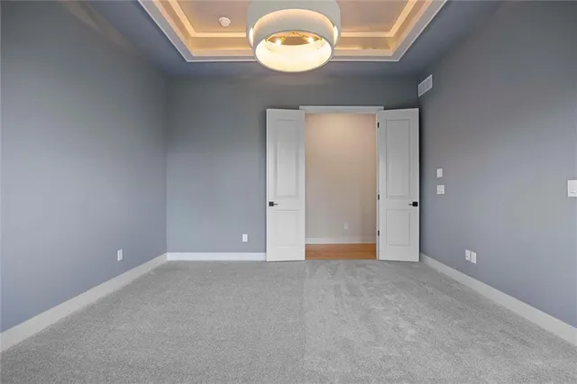 $999,900 | 8013 Payne Street, Shawnee, KS 66218