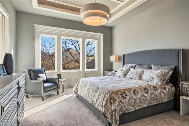 $999,900 | 8013 Payne Street, Shawnee, KS 66218