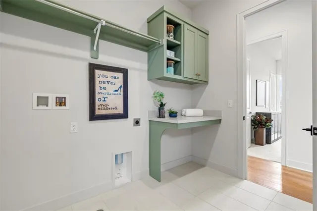 $999,900 | 8013 Payne Street, Shawnee, KS 66218