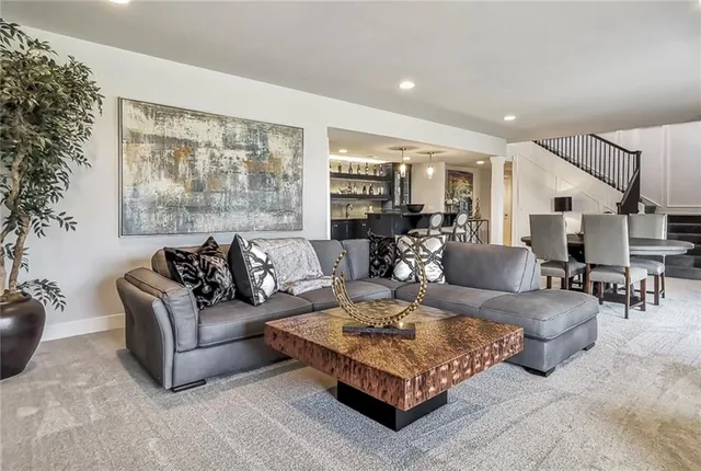 $999,900 | 8013 Payne Street, Shawnee, KS 66218