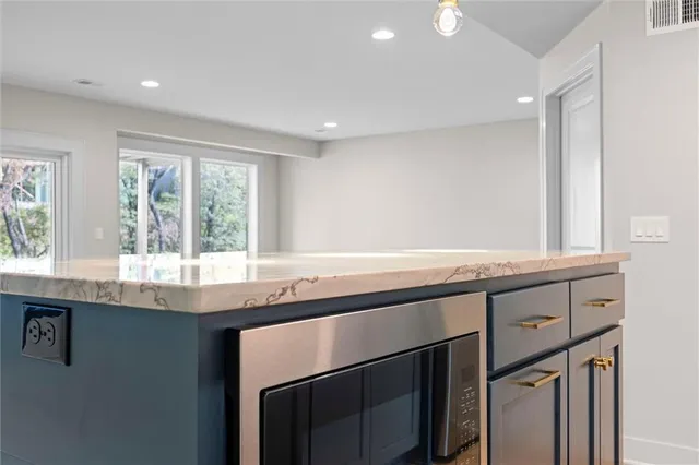 $999,900 | 8013 Payne Street, Shawnee, KS 66218