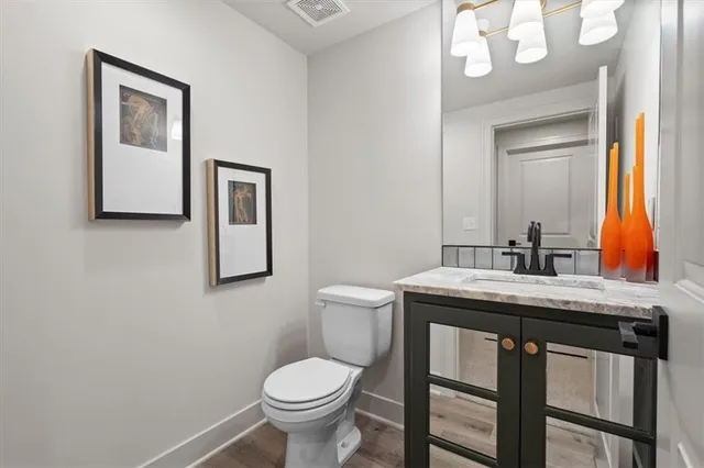 $999,900 | 8013 Payne Street, Shawnee, KS 66218