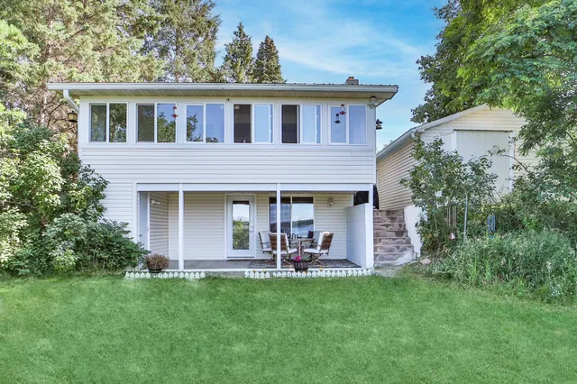 $379,900 | 26363 County Road 3, Merrifield, MN 56465