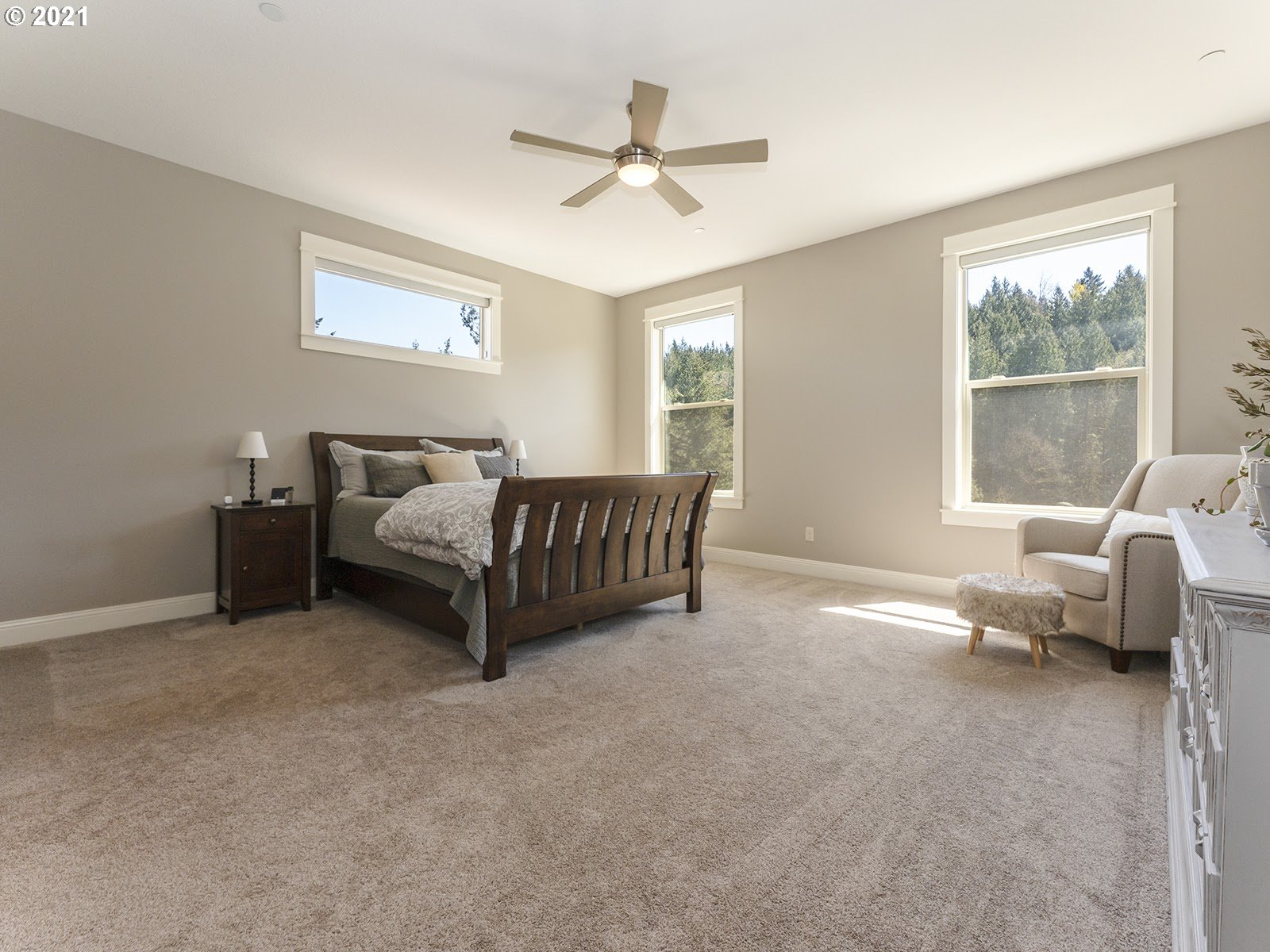 18267 Southwest Courtney Road Sherwood, OR 97140 - Photo 14 of 32 Gallery Image 14