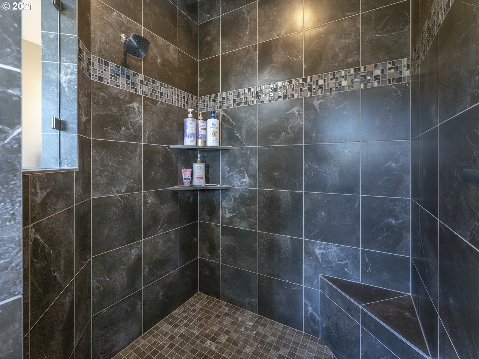 18267 Southwest Courtney Road Sherwood, OR 97140 - Photo 16 of 32 Gallery Image 16
