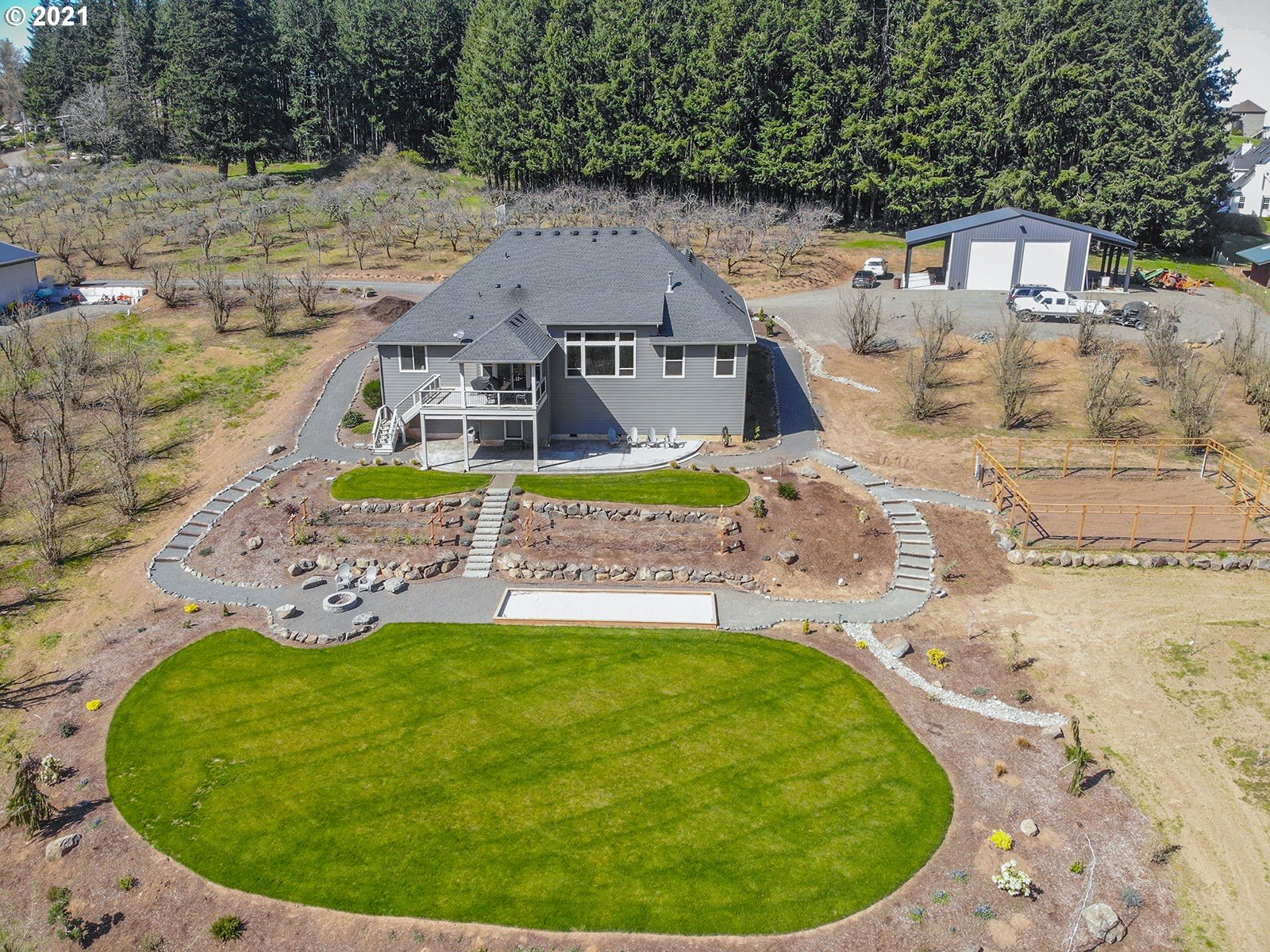 18267 Southwest Courtney Road Sherwood, OR 97140 - Photo 25 of 32 Gallery Image 25