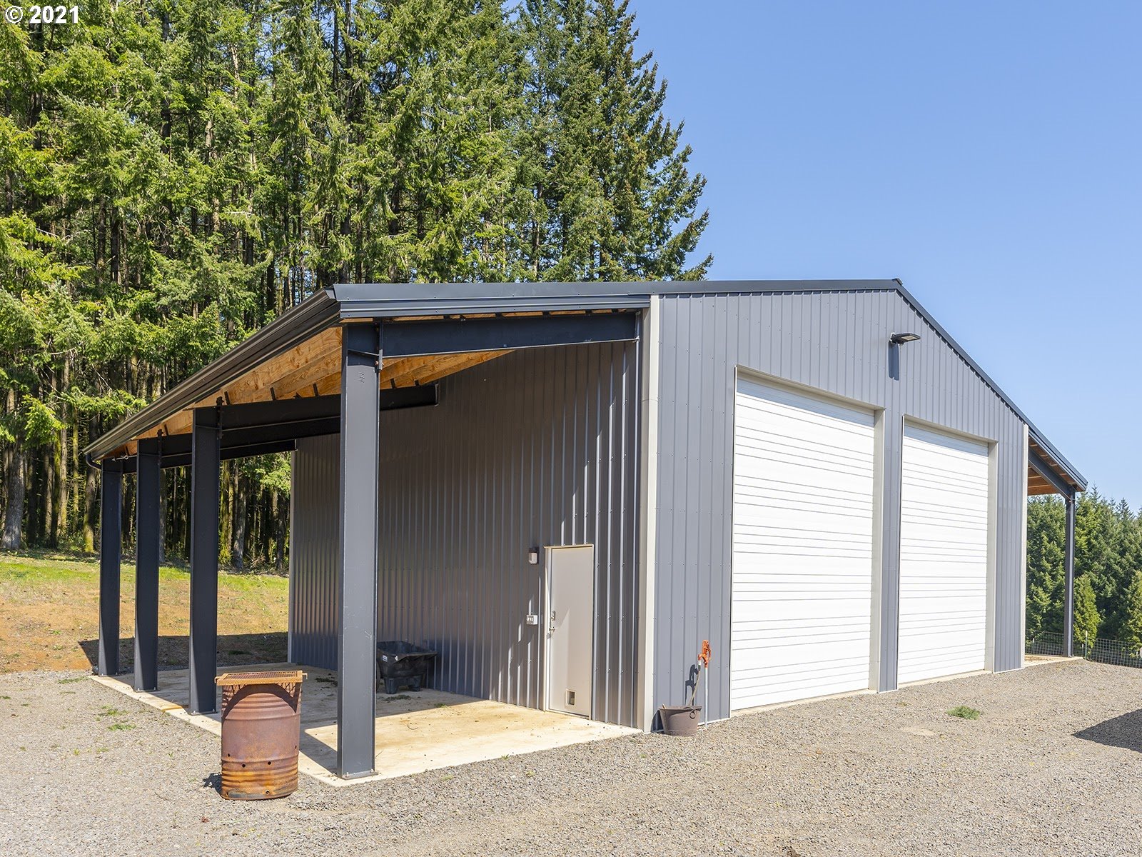 18267 Southwest Courtney Road Sherwood, OR 97140 - Photo 30 of 32 Gallery Image 30