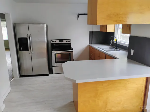 $500,000 | 125 Shoup Avenue West, Twin Falls, ID 83301