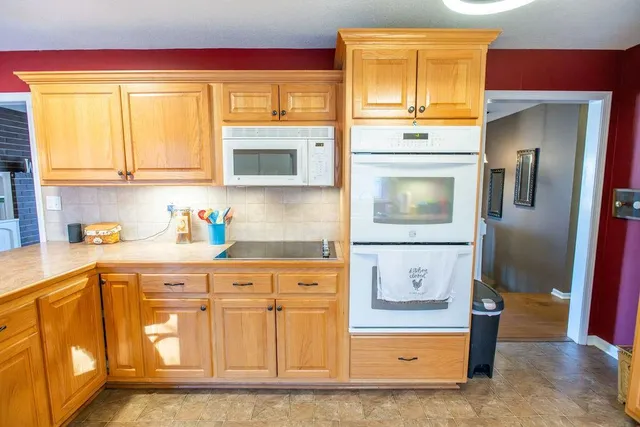 $299,000 | 1406 Northfield Park Boulevard, Warrensburg, MO 64093