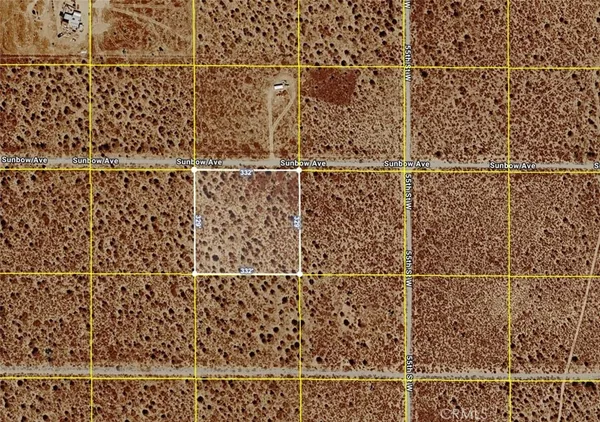 a close up of a shower