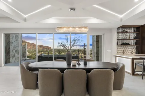 $10,000,000 | 6800 North 39th Place, Paradise Valley, AZ 85253