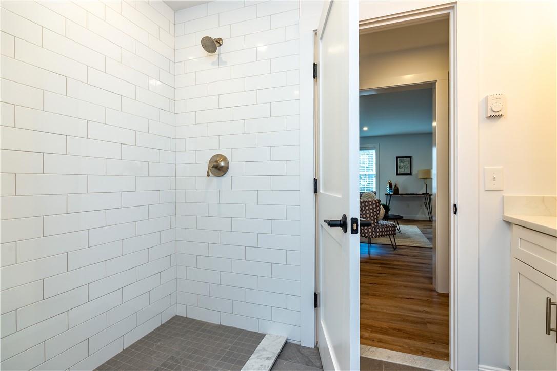 32 Exchange Street, Unit 1B East Greenwich, RI 02818 - Photo 18 of 29