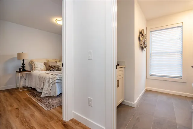 $409,900 | 32 Exchange Street, Unit 1B, East Greenwich, RI 02818