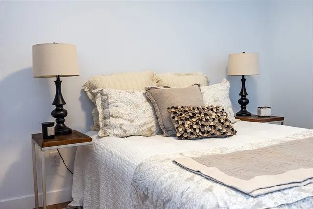 $409,900 | 32 Exchange Street, Unit 1B, East Greenwich, RI 02818