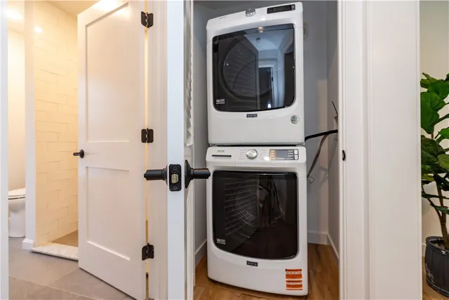 $409,900 | 32 Exchange Street, Unit 1B, East Greenwich, RI 02818