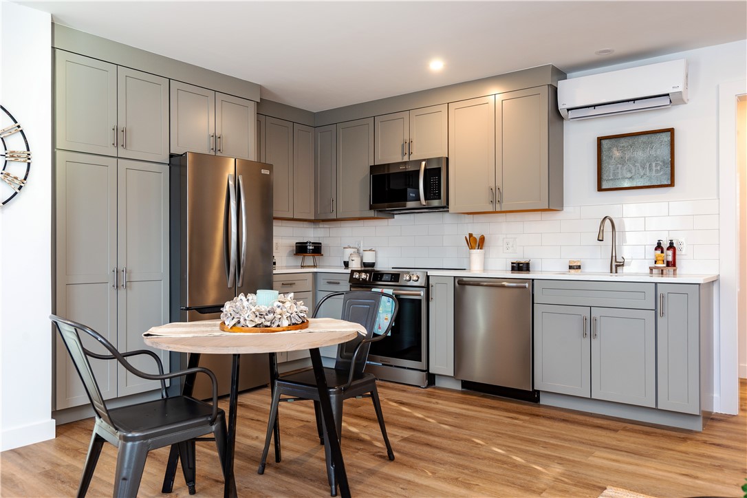 32 Exchange Street, Unit 1B East Greenwich, RI 02818 - Photo 10 of 29