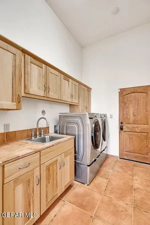 $1,199,000 | 128 High Lonesome Drive, Alpine, TX 79830