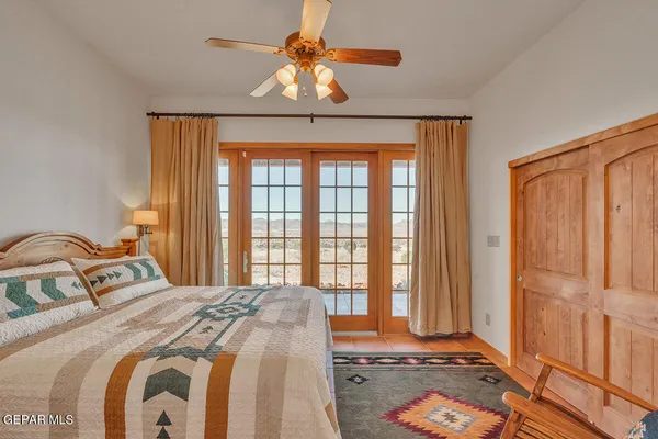 $1,199,000 | 128 High Lonesome Drive, Alpine, TX 79830