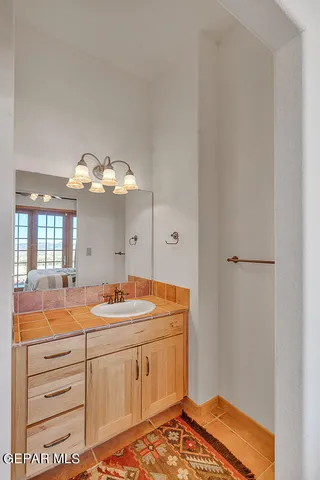 $1,199,000 | 128 High Lonesome Drive, Alpine, TX 79830