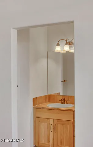 $1,199,000 | 128 High Lonesome Drive, Alpine, TX 79830