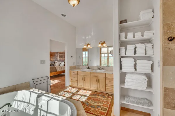 $1,199,000 | 128 High Lonesome Drive, Alpine, TX 79830