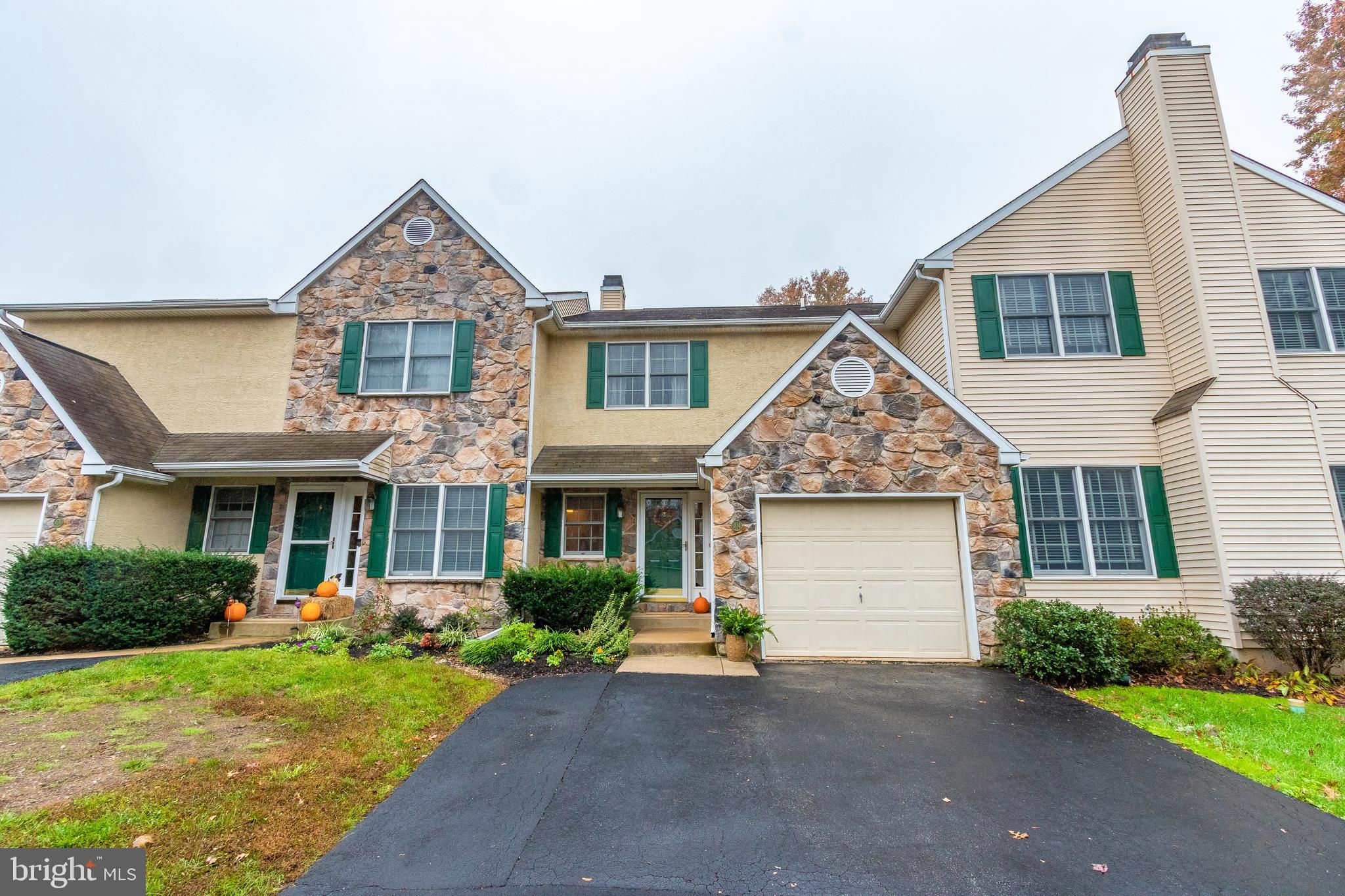 104 Inis Way Malvern, PA 19355 - Photo 1 of 46 Gallery Image 1